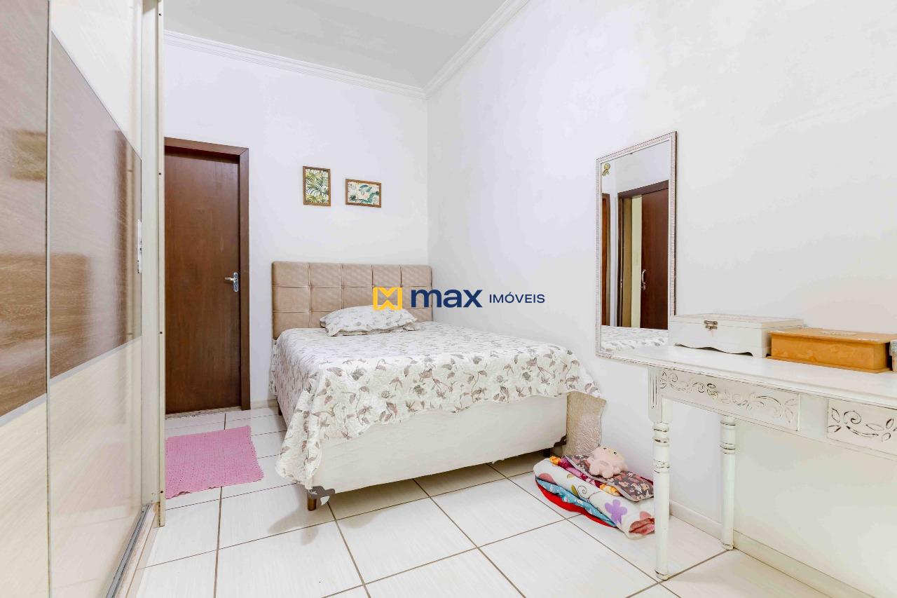 Casa à venda no Centro: Quarto Suíte (piso superior)