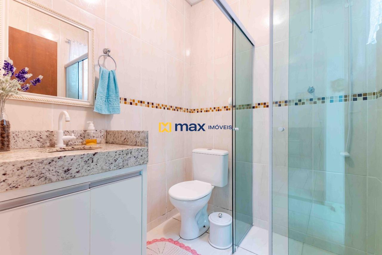 Casa à venda no Centro: Banheiro Social (piso térreo)