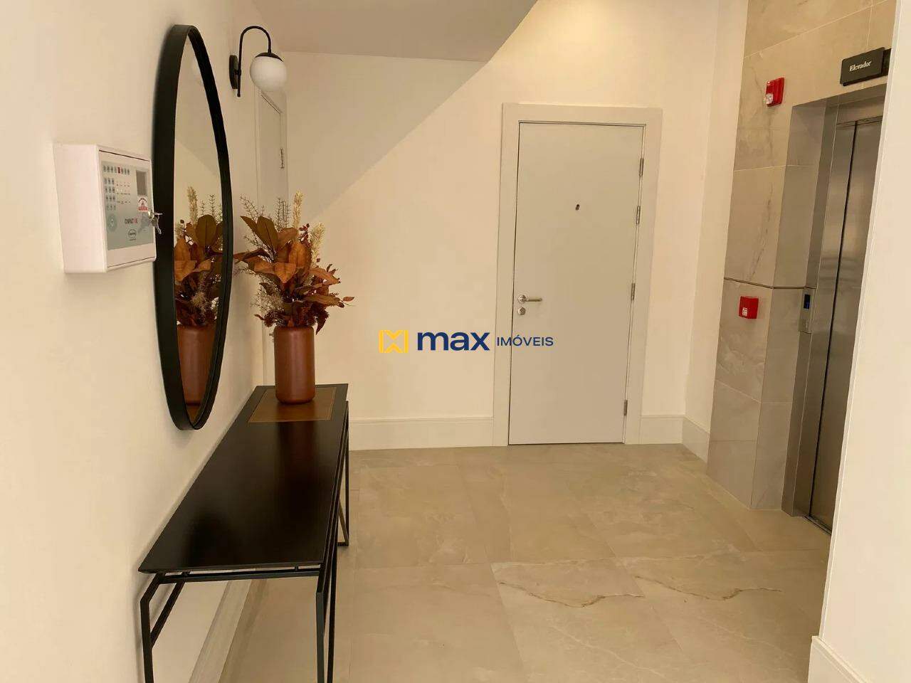 Apartamento à venda no Nações: 