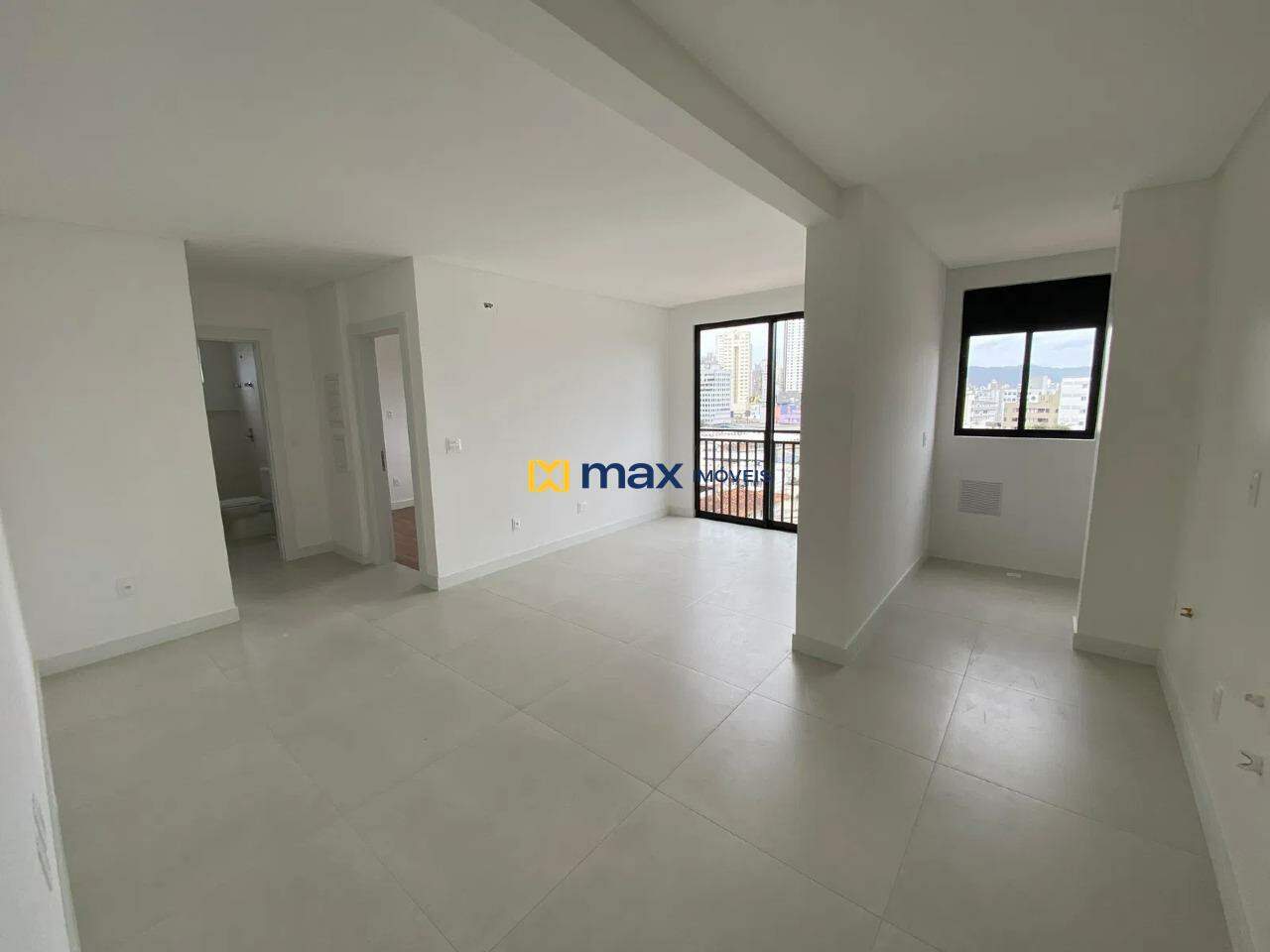 Apartamento à venda no Nações: 