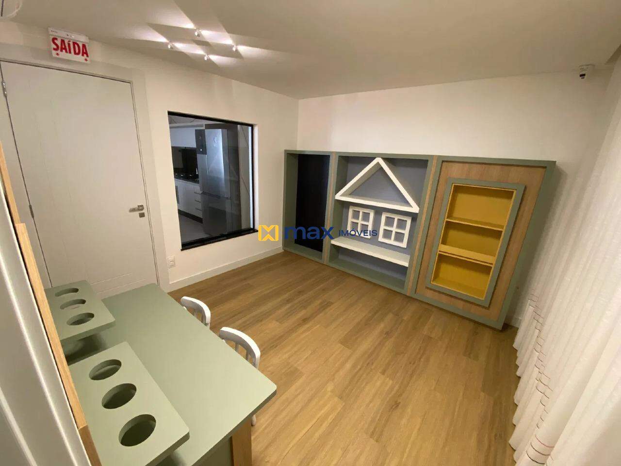 Apartamento à venda no Nações: 