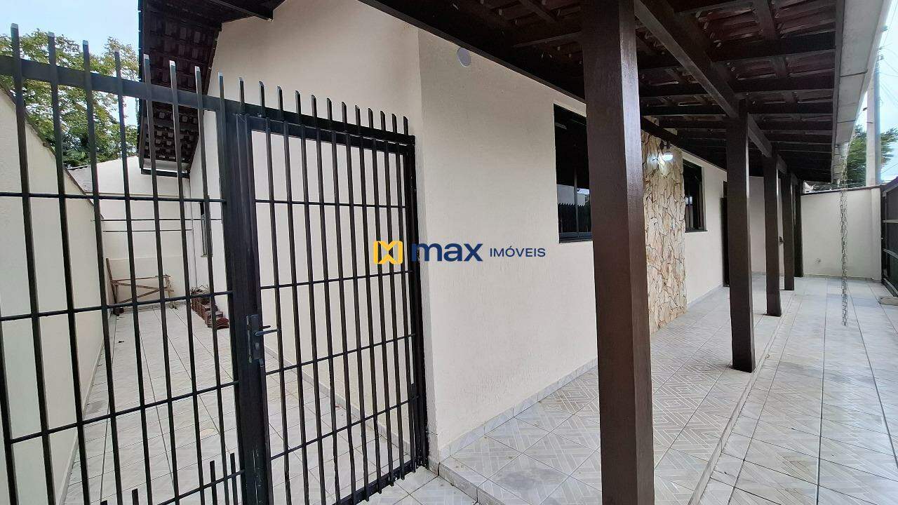 Casa para aluguel no São Vicente: Área Externa