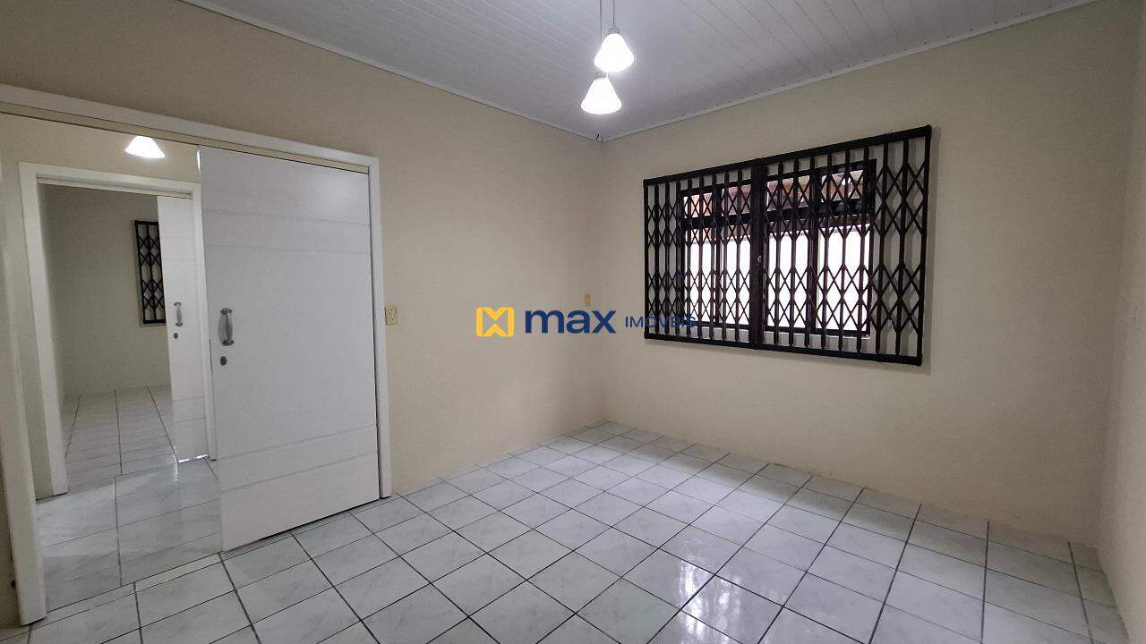 Casa para aluguel no São Vicente: Quarto