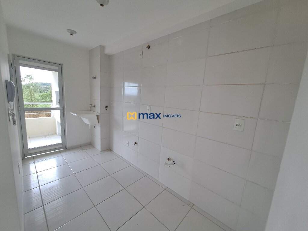 Apartamento à venda no Espinheiros: Cozinha/Lavanderia