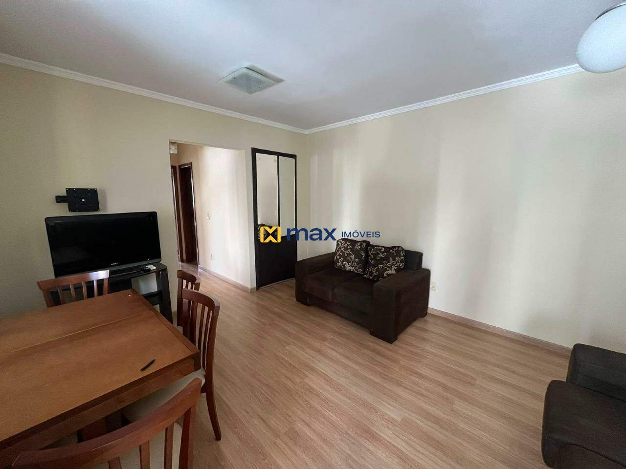 Apartamento para aluguel no Centro: 