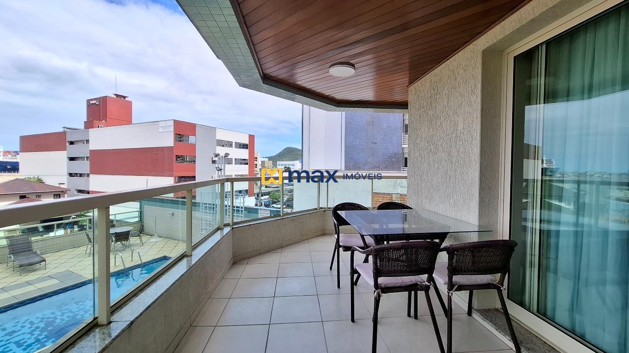 Apartamento à venda no Centro: Sacada