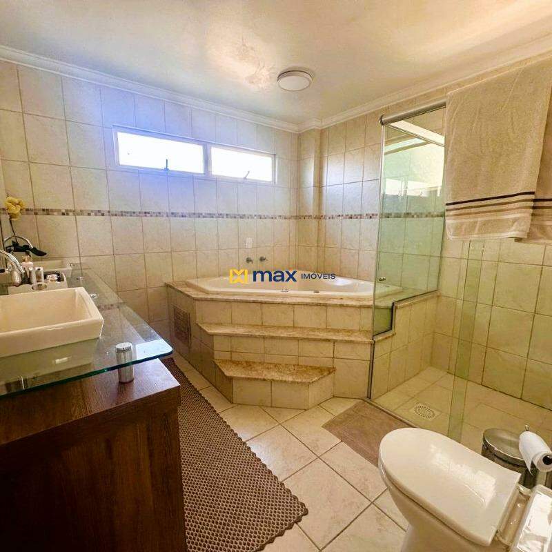 Apartamento à venda no Centro: Banheiro suíte 2