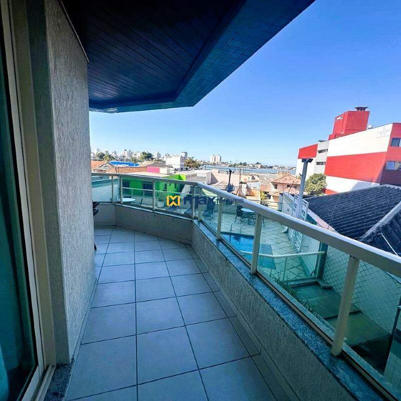Apartamento à venda no Centro: Sacada