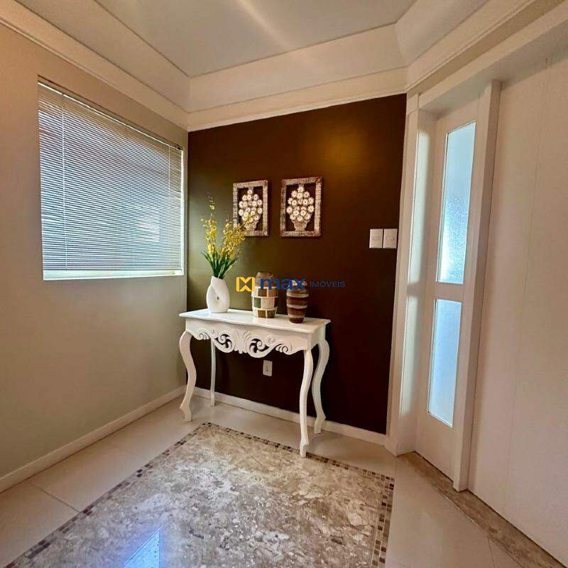 Apartamento à venda no Centro: Hall de entrada