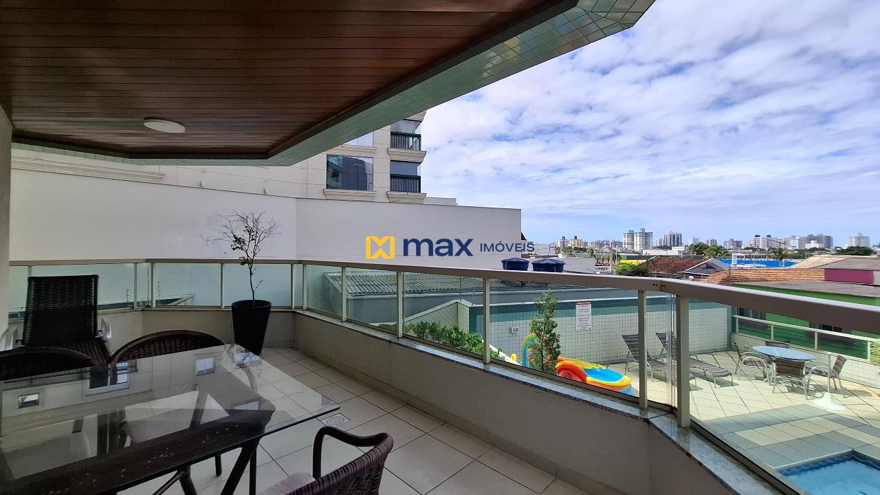 Apartamento à venda no Centro: Sacada