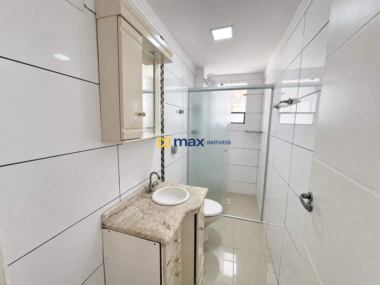 Apartamento para aluguel no Centro: 