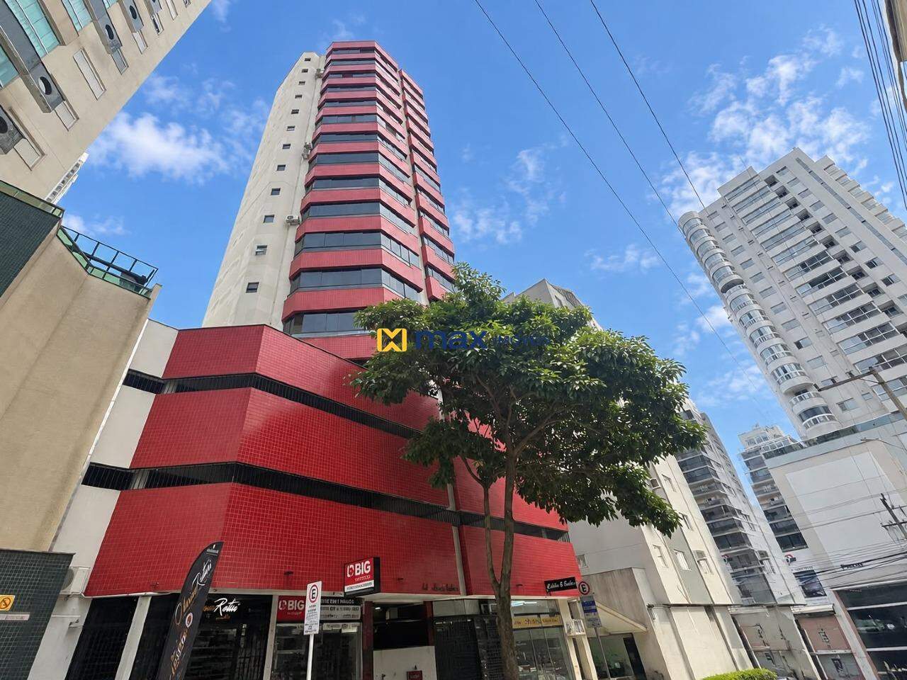 Apartamento para aluguel no Centro: 