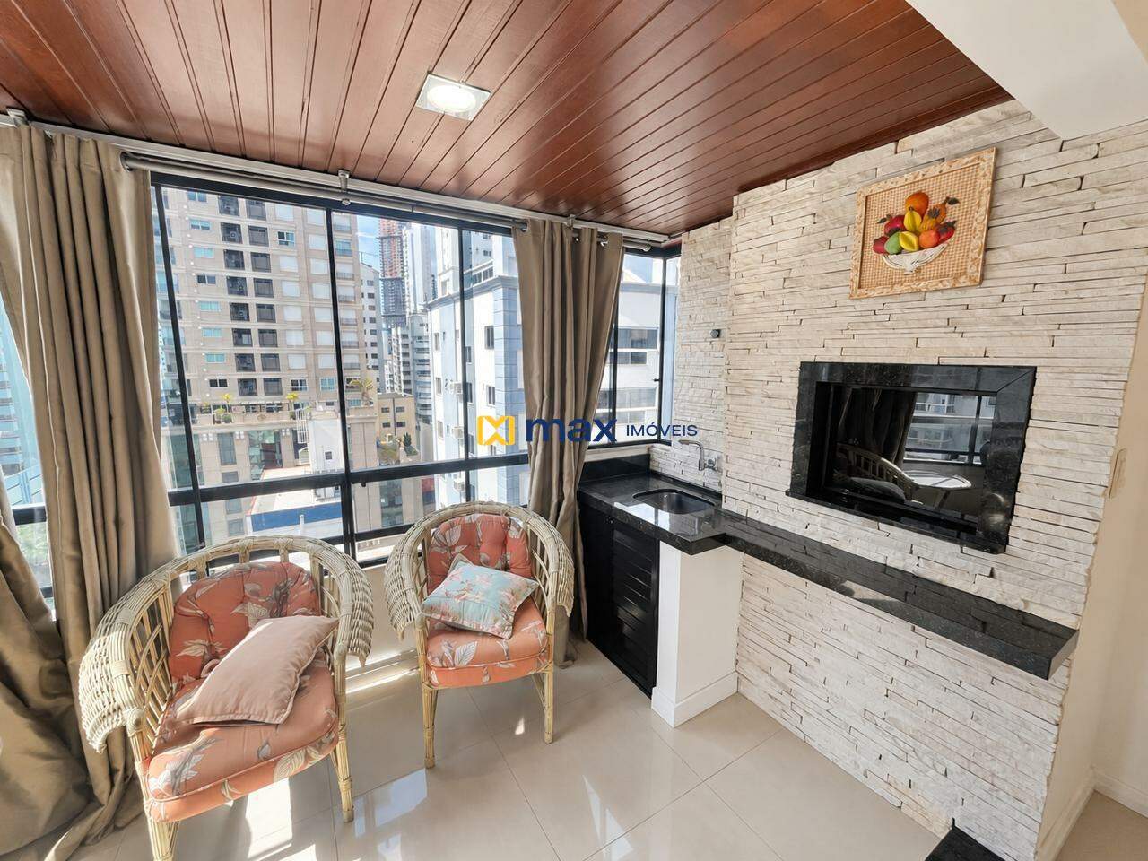 Apartamento para aluguel no Centro: 