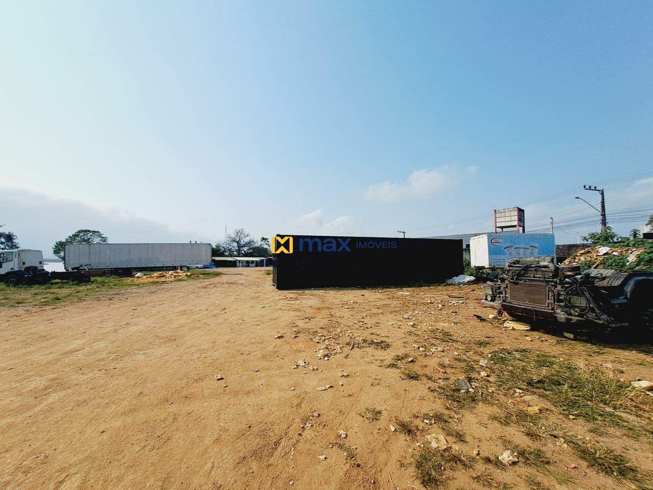 Terreno à venda no Salseiros: Terreno