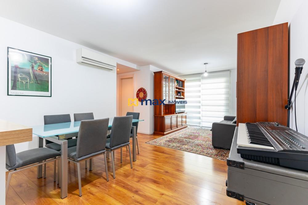 Apartamento à venda no Centro: Living integrado