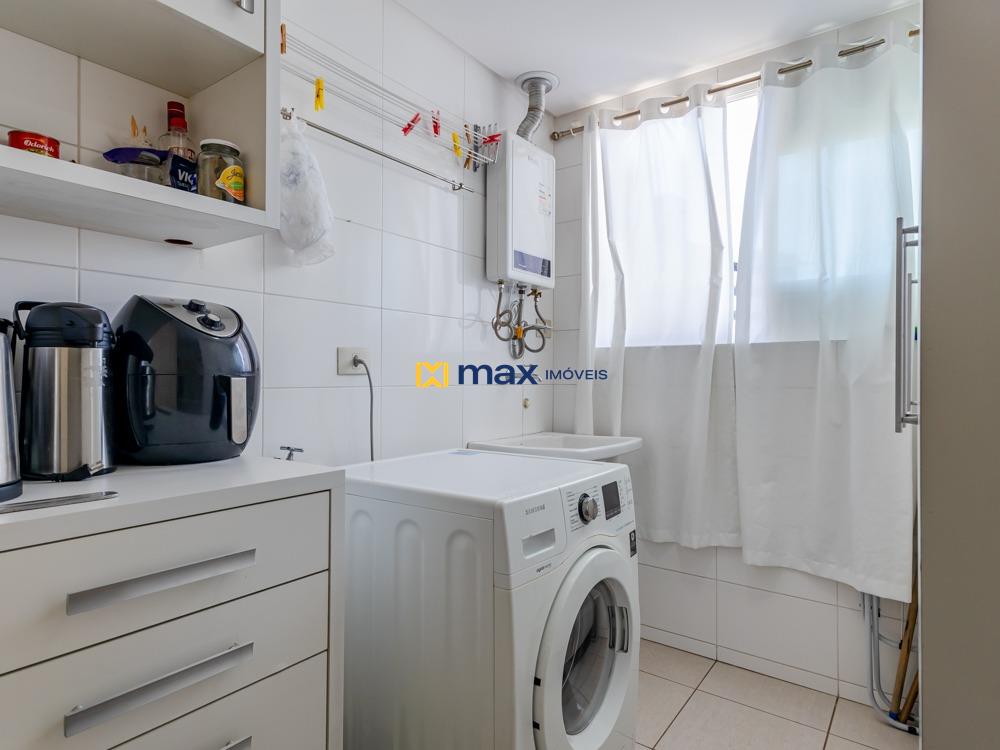 Apartamento à venda no Centro: Área de serviço