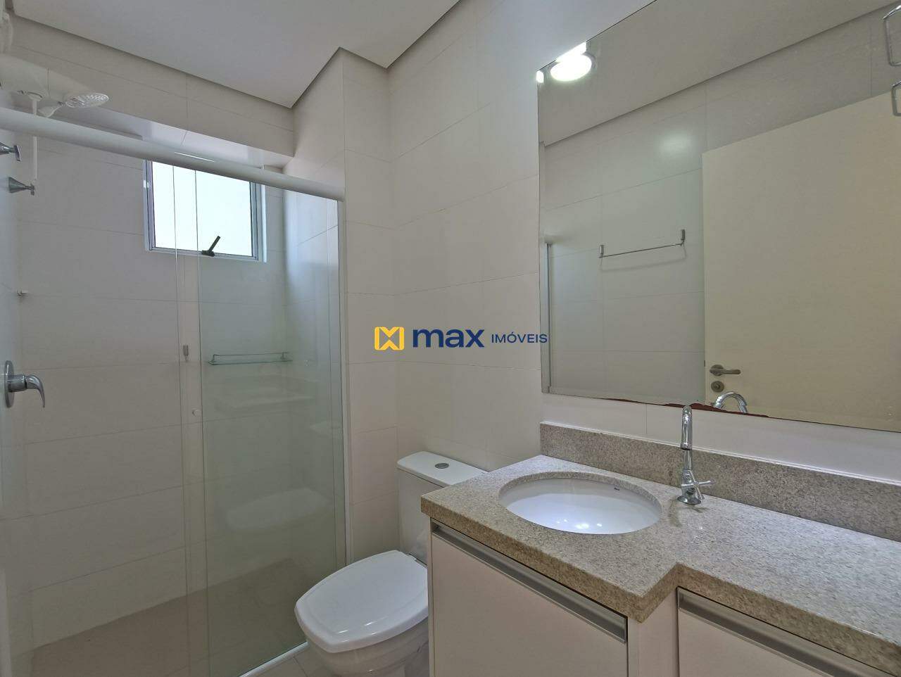 Apartamento à venda no Centro: banheiro suíte 02