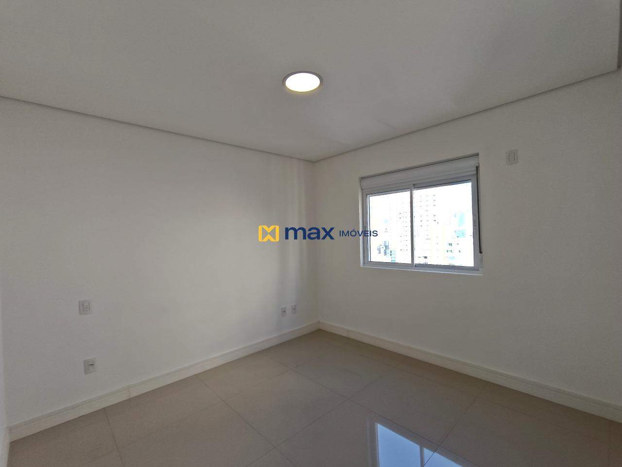Apartamento à venda no Centro: suíte 01