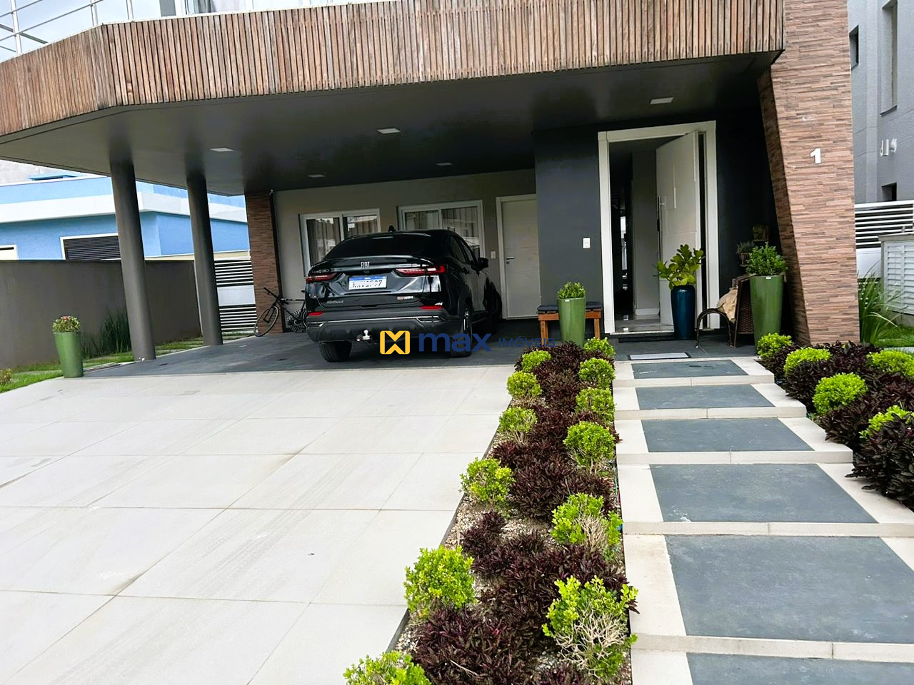 Casa à venda no Santa Regina: Fachada