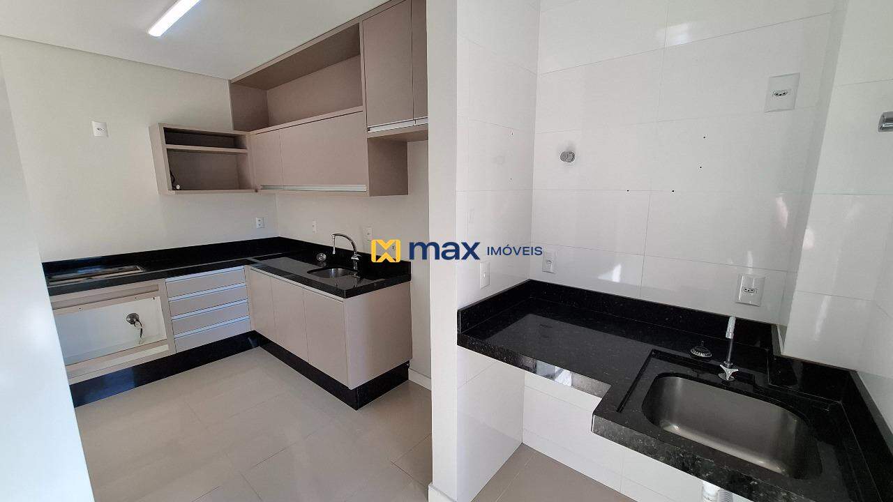 Apartamento para aluguel no Fazenda: Cozinha/ Lavanderia