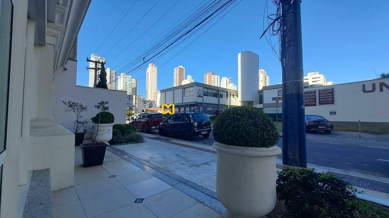 Sala para aluguel no Centro: Vista