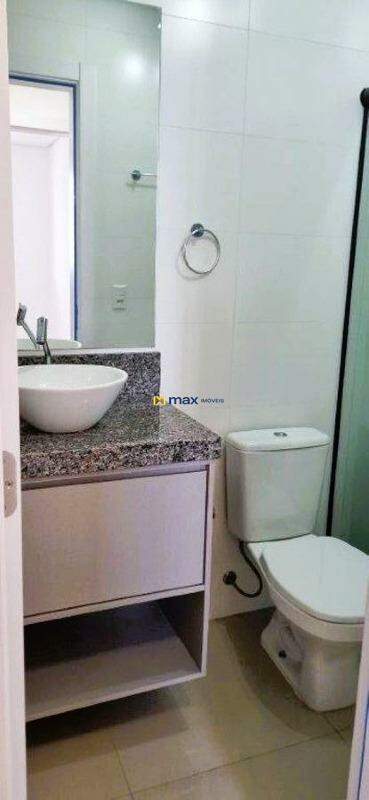 Apartamento à venda no São João: Banheiro social