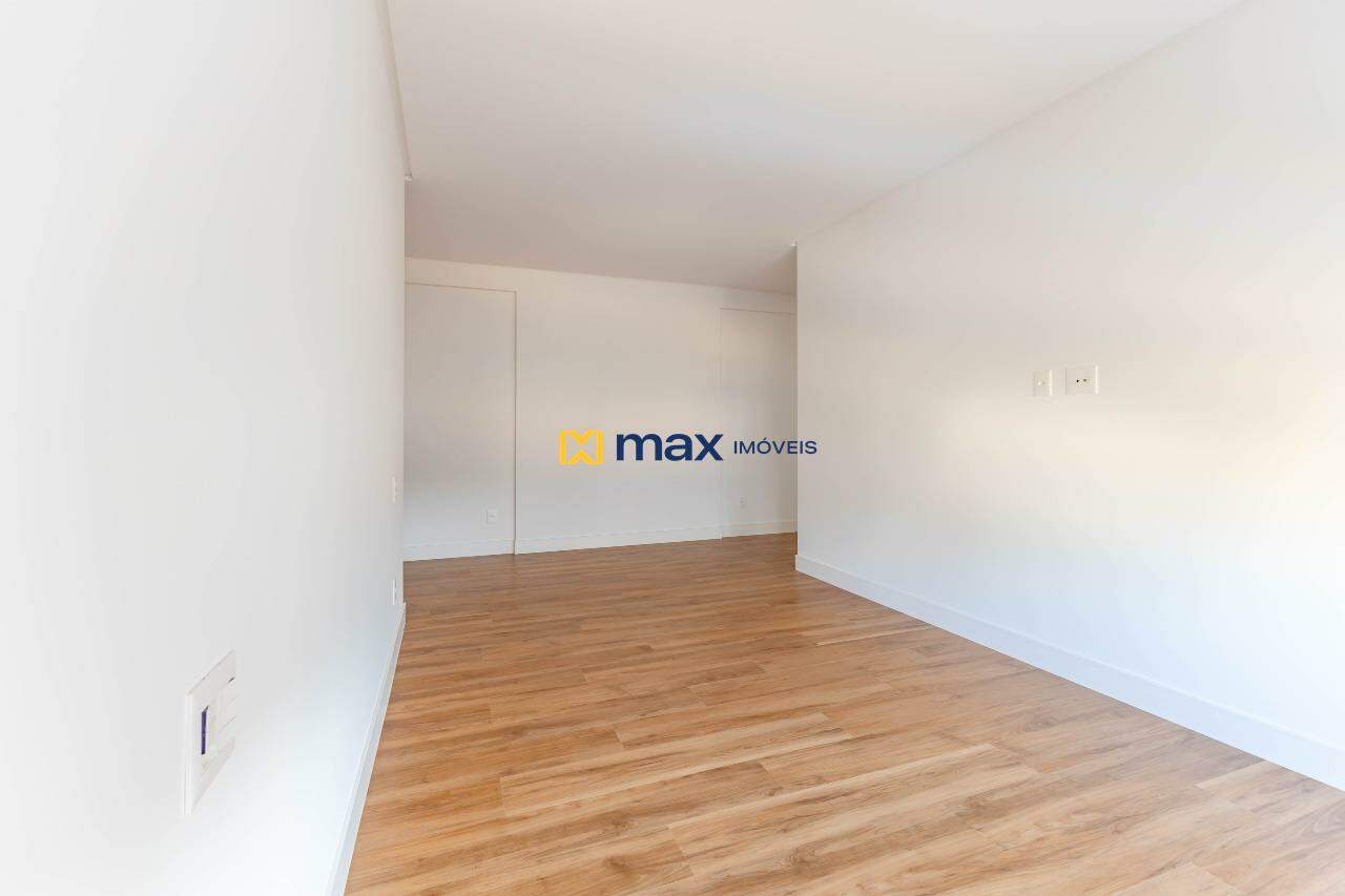 Apartamento à venda no Praia Brava: Suíte 3