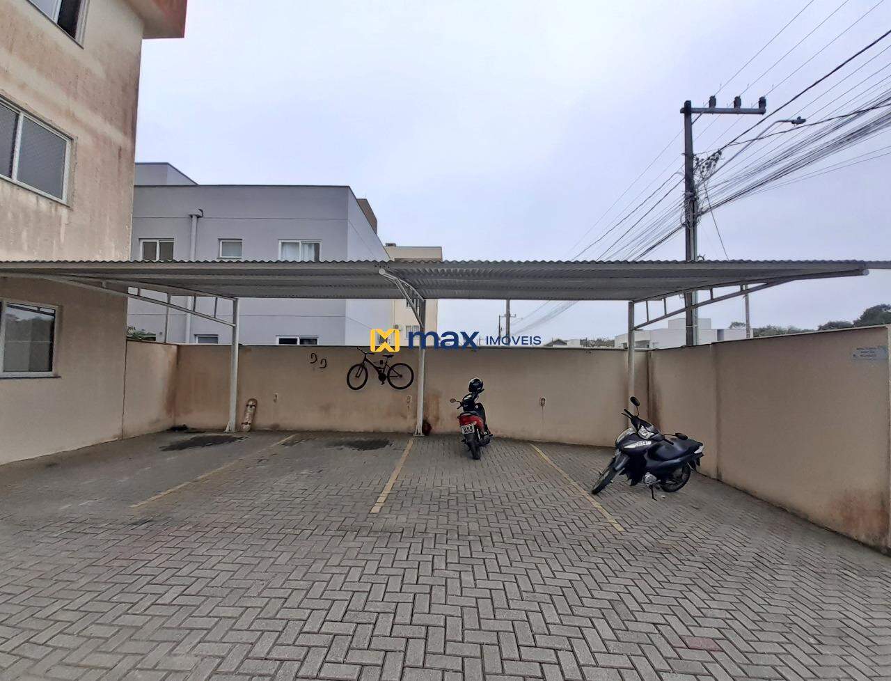 Apartamento à venda no Meia Praia: Vaga de Garagem