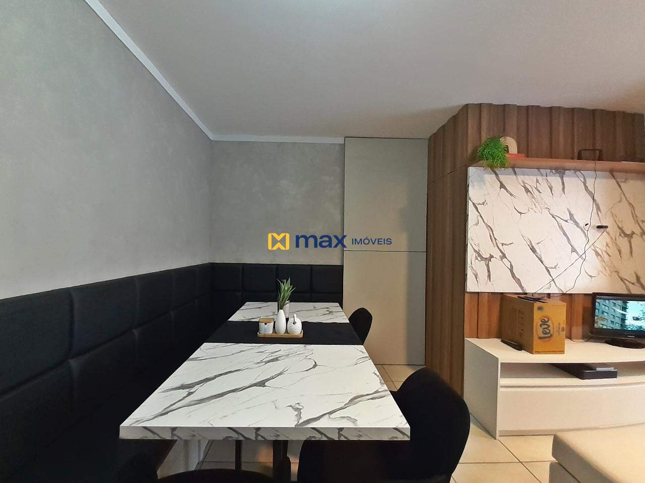 Apartamento à venda no Meia Praia: Sala de Jantar