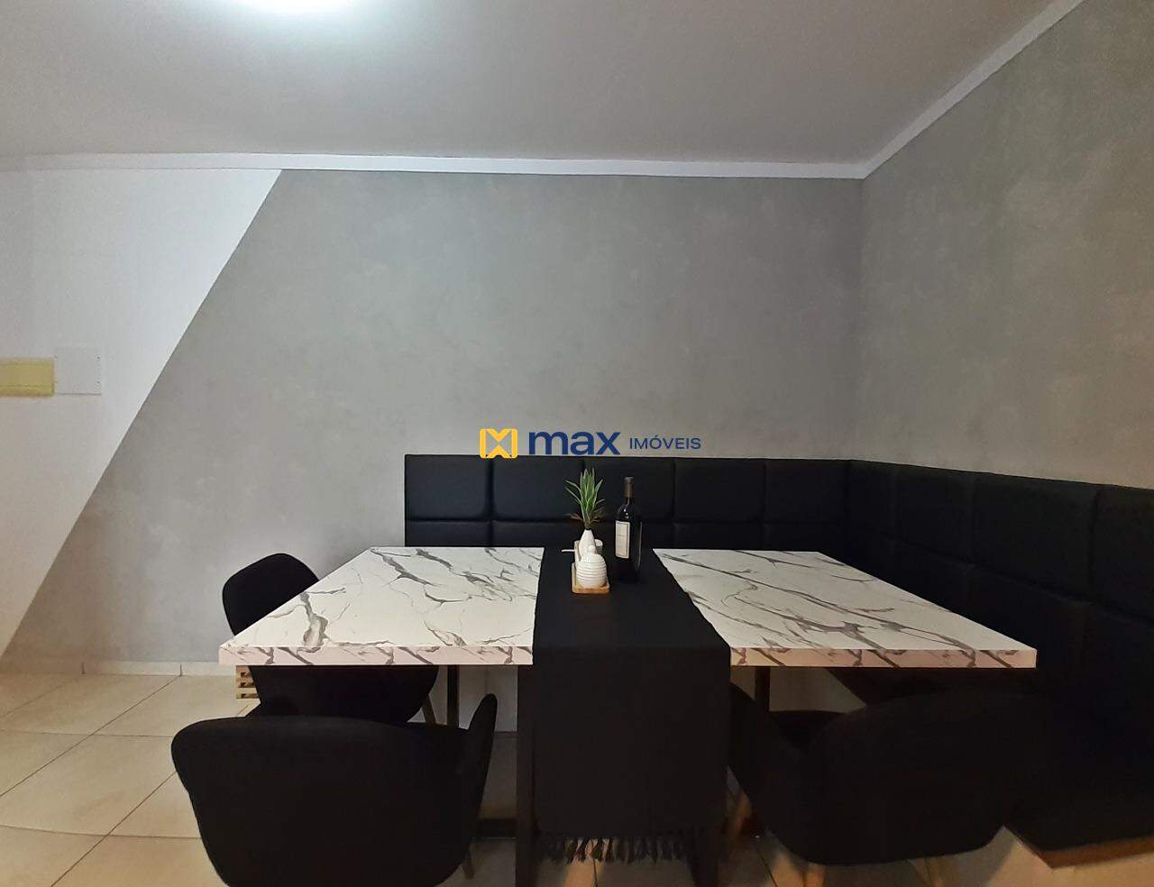 Apartamento à venda no Meia Praia: Sala de Jantar
