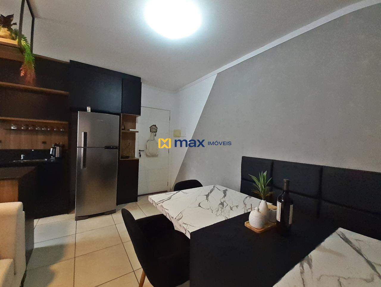 Apartamento à venda no Meia Praia: Sala de Jantar