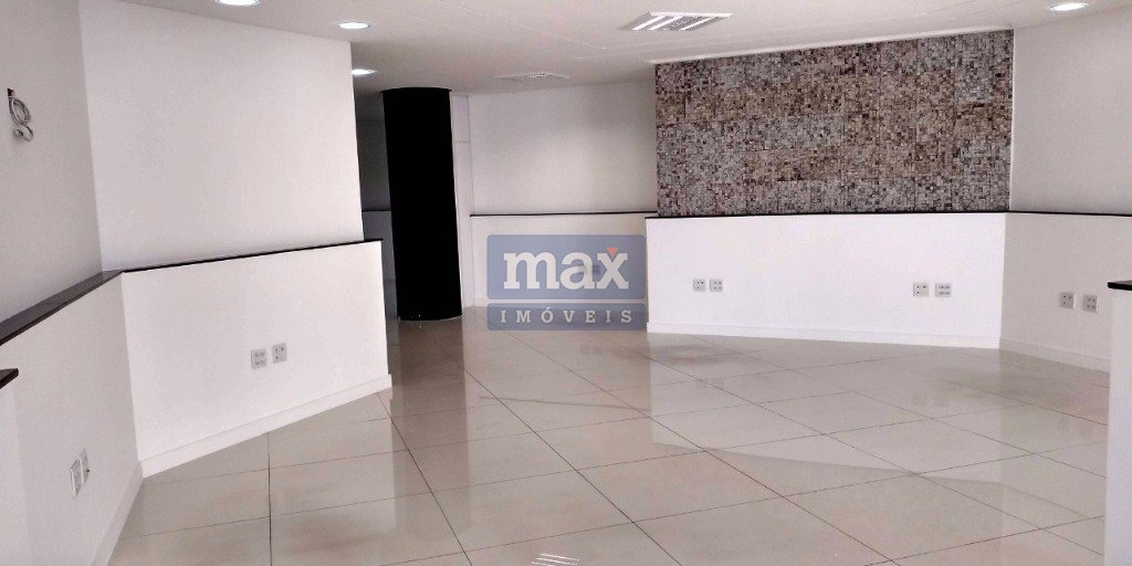 Sala à venda no Centro: 