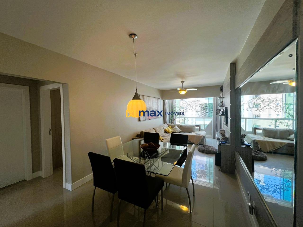 Apartamento à venda no Centro: Living integrado