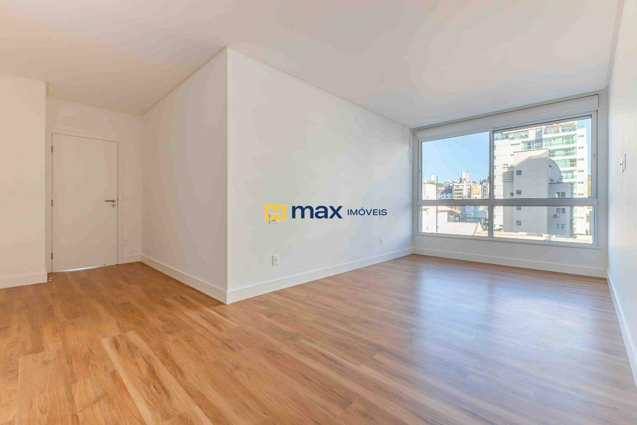 Apartamento à venda no Praia Brava: Suíte 2