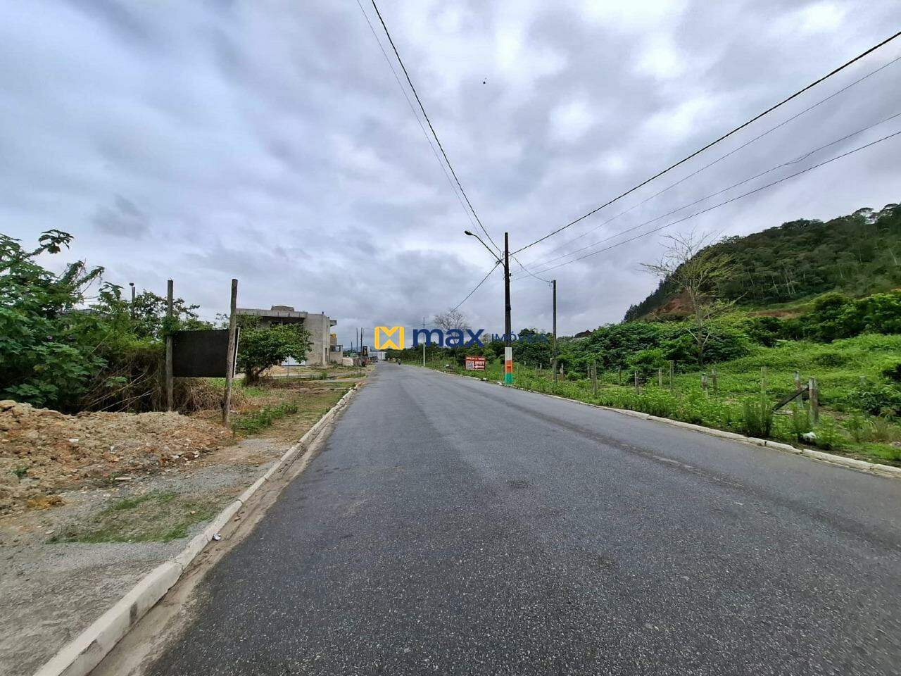 Casa à venda no Rio Pequeno: 