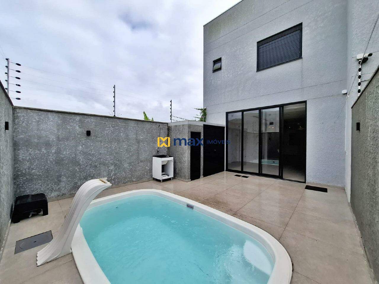 Casa à venda no Rio Pequeno: 