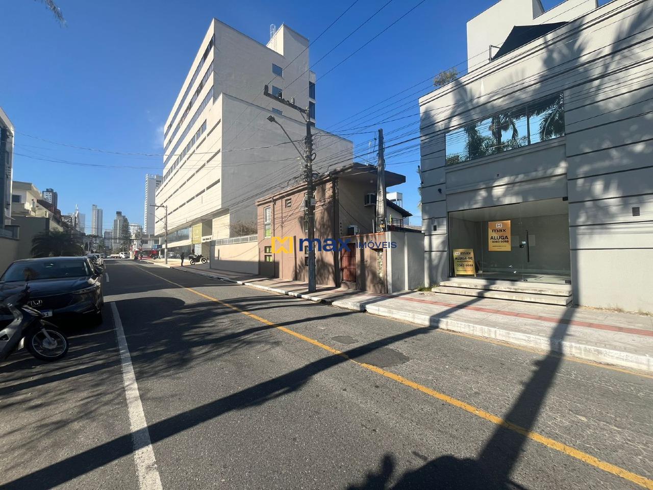 Sala para aluguel no Centro: 