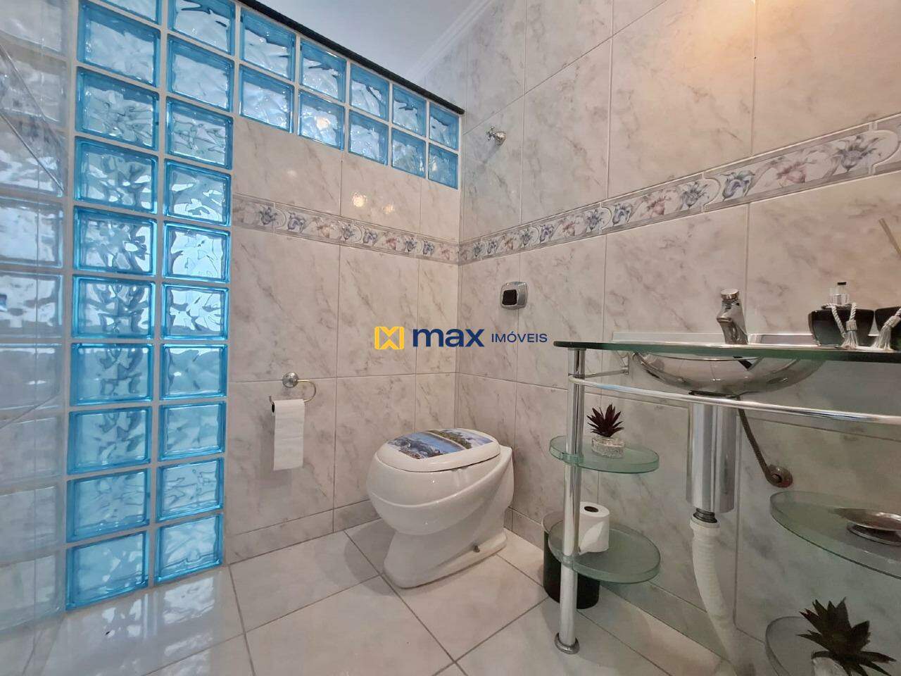 Apartamento para aluguel no Centro: lavabo