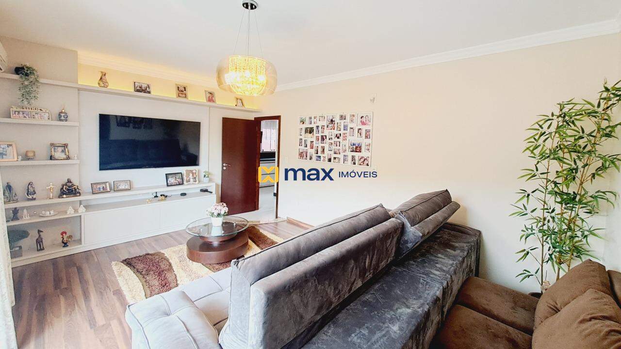 Casa à venda no Centro: Sala de estar