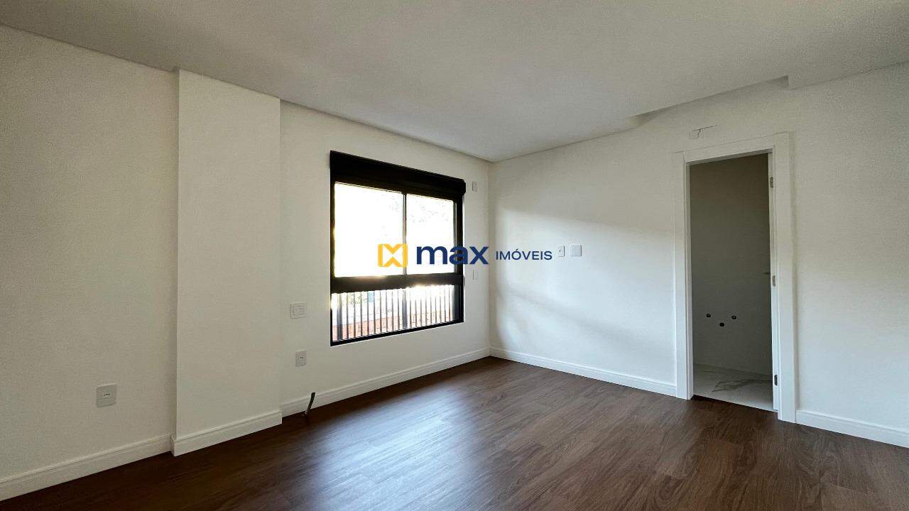 Apartamento à venda no Cabeçudas: Suíte 2