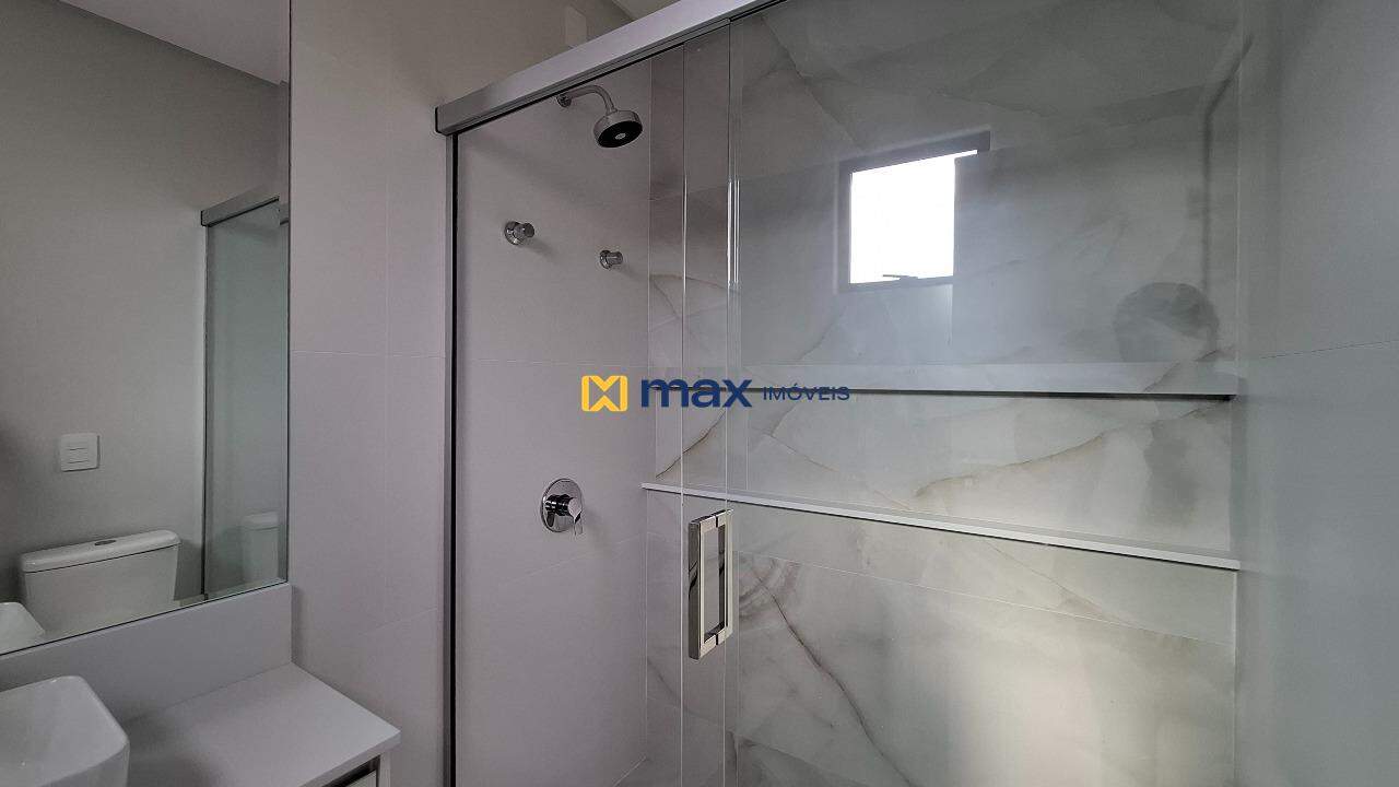 Apartamento à venda no Cabeçudas: Banheiro suíte 1