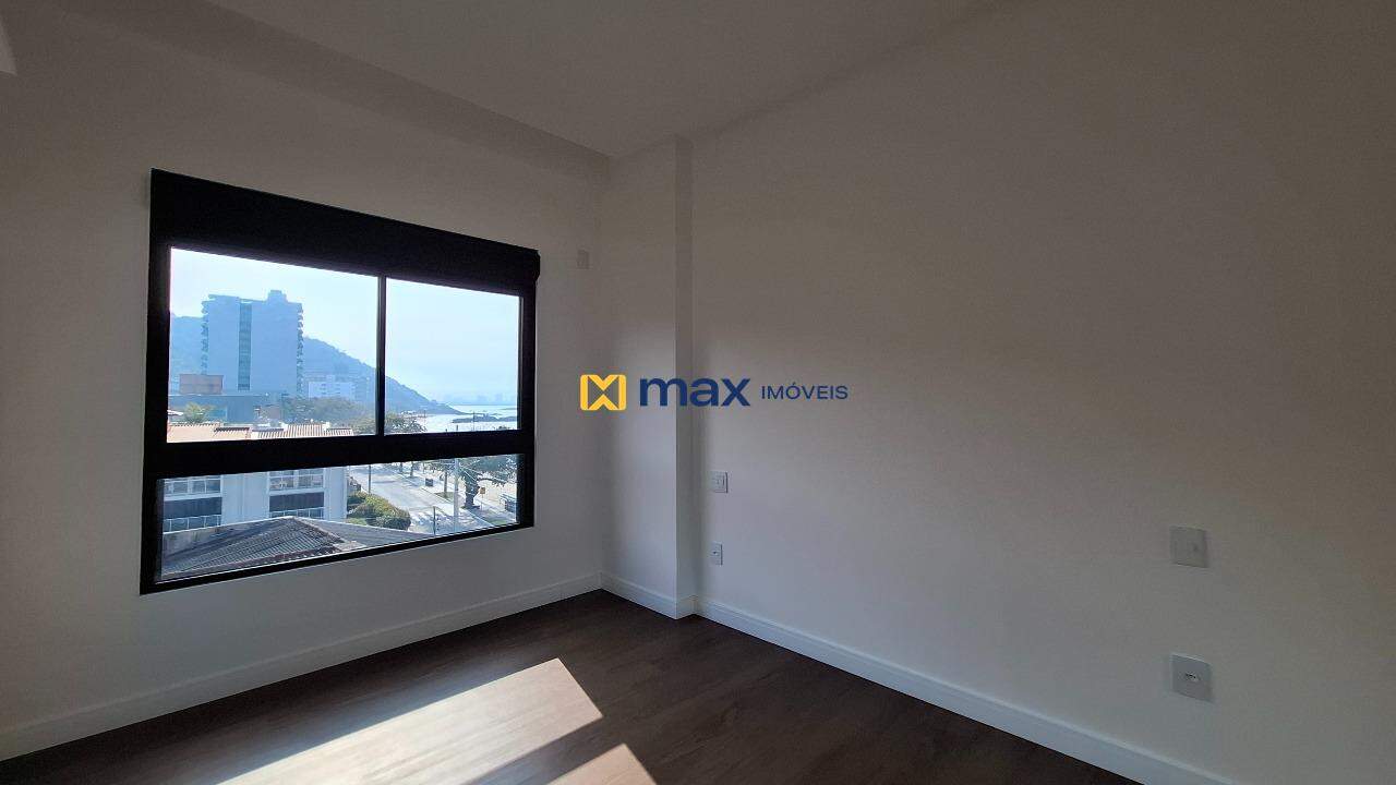 Apartamento à venda no Cabeçudas: Suíte 3
