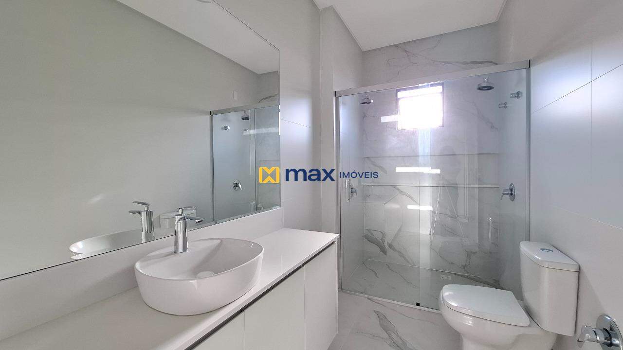 Apartamento à venda no Cabeçudas: Banheiro suíte 2