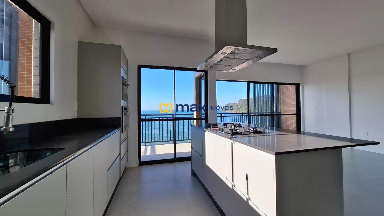 Apartamento à venda no Cabeçudas: Cozinha