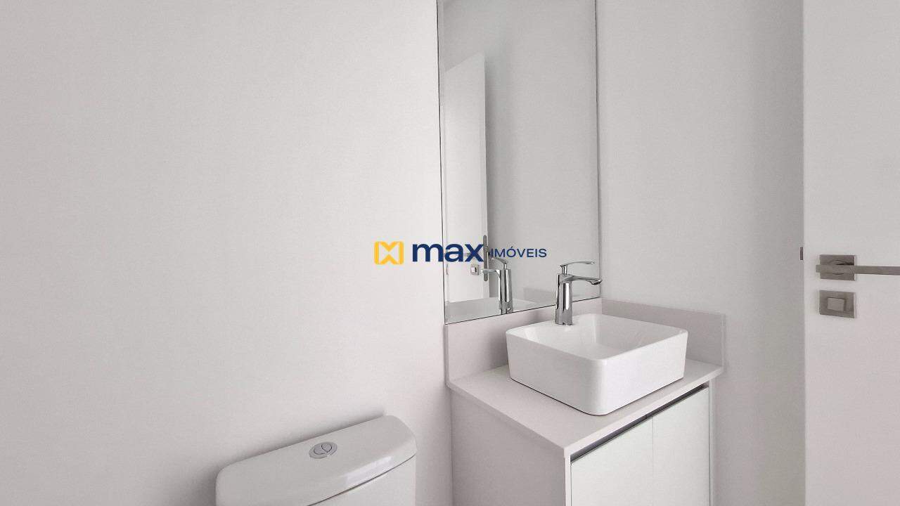 Apartamento à venda no Cabeçudas: Lavabo