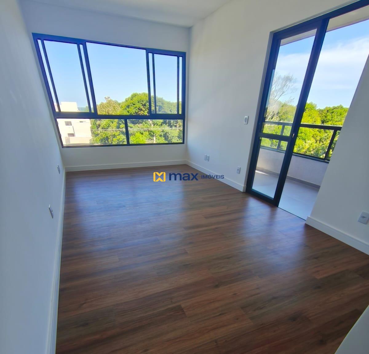 Apartamento à venda no Meia Praia: 