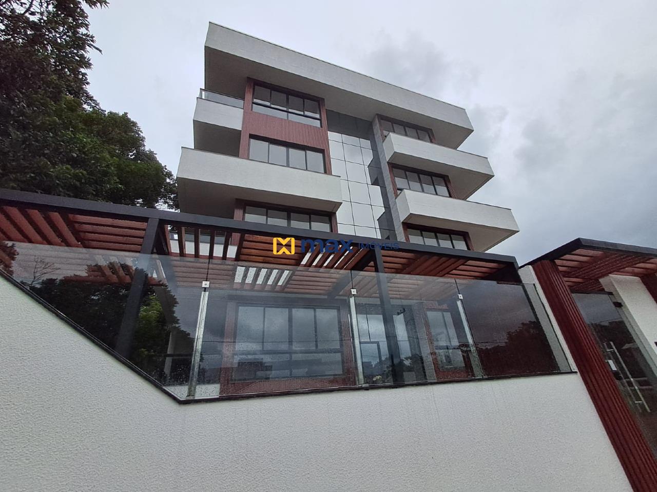 Apartamento à venda no Meia Praia: 