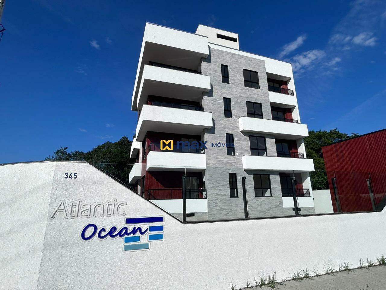Apartamento à venda no Meia Praia: 
