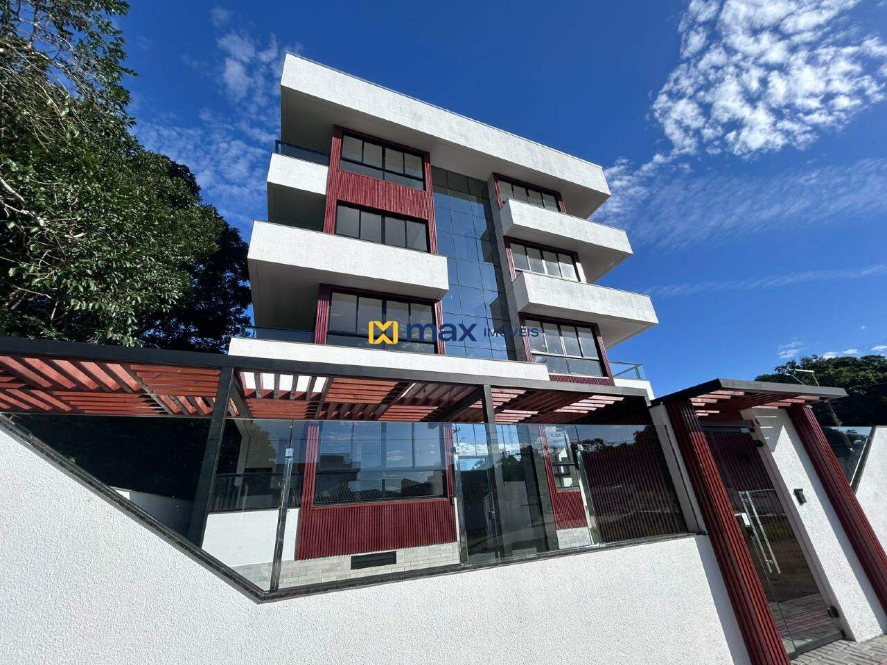 Apartamento à venda no Meia Praia: 