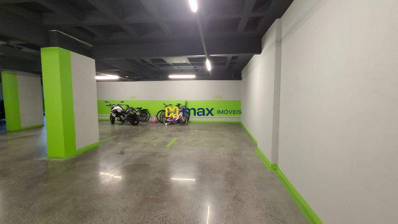 Apartamento à venda no Fazenda: Garagem